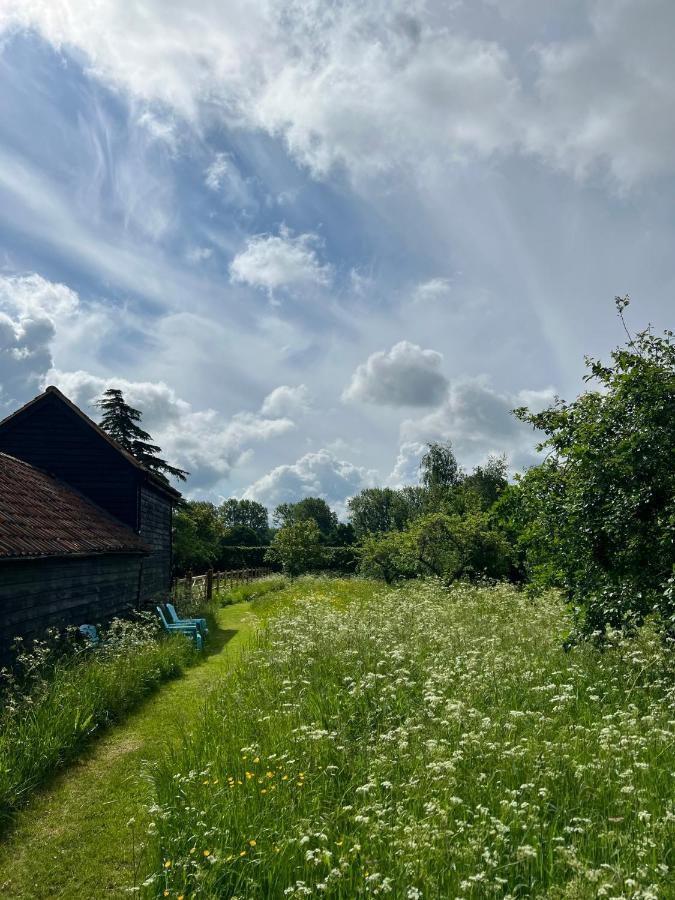 Gorgeous Comfortable Barn With Huge Private Orchard In Quiet Suffolk Location Depden 外观 照片